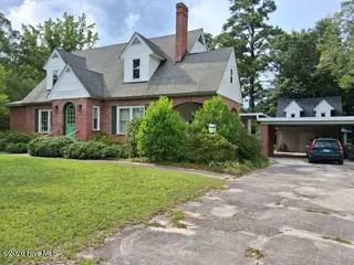 201 E Bell Street, Tabor City, NC 28463 – photo 4: 20260628_ (14)