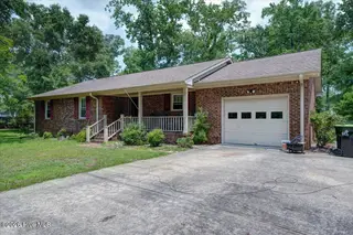 1412 Oxford Lane, New Bern, NC 28562 – photo 3: 03-1412_Oxford-19