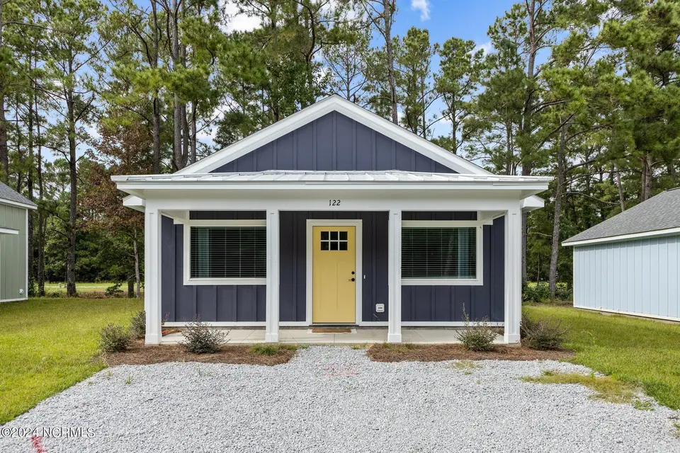205 Long Pond Loop, Swansboro, NC 28584 – photo 1 of 49: Cabins at Old Horse