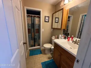 1772 Sandalwood Drive SW, Ocean Isle Beach, NC 28469 – photo 12: Primary Bathroom