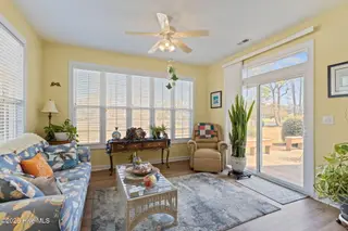 213 Reserve Green Drive A, Morehead City, NC 28557 – photo 22: 22-web-or-mls-1S3A0296
