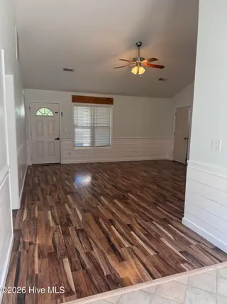 110 Midyette Avenue, New Bern, NC 28560 — 3-bedroom home in Pinecrest Estates, New Bern, NC, photo 8 of 24: IMG_3079