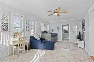205 Barefoot Lane, Atlantic Beach, NC 28512 – photo 5: 38-web-or-mls-1S3A9836
