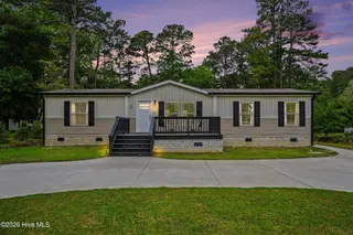 335 Ridgewood Drive NW, Calabash, NC 28467 — 3-bedroom manufactured home in Ocean Forest, Calabash, NC, photo 1 of 39