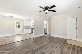 87 S High Point Road, Southport, NC 28461 — 3-bedroom home in Boiling Spring Lakes, Southport, NC, photo 7 of 35