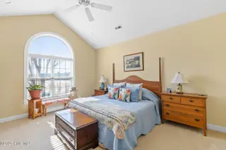 82 Highlands Drive, Hampstead, NC 28443 – photo 11: 019_82_highlands_drive_final-18_347