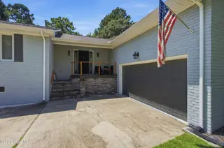 701 Plantation Drive, New Bern, NC 28562 – photo 9: 701 Plantation Drive