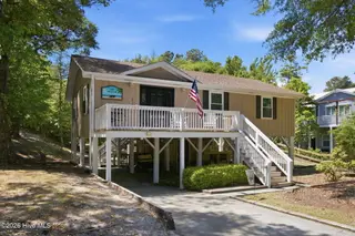 137 Doe Drive, Emerald Isle, NC 28594 – photo 2: 2-web-or-mls-img_4030