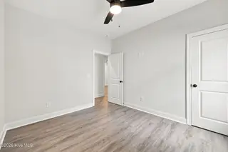 2020 Dartford Drive B, Greenville, NC 27834 – photo 14: 15-web-or-mls-BLS_0032