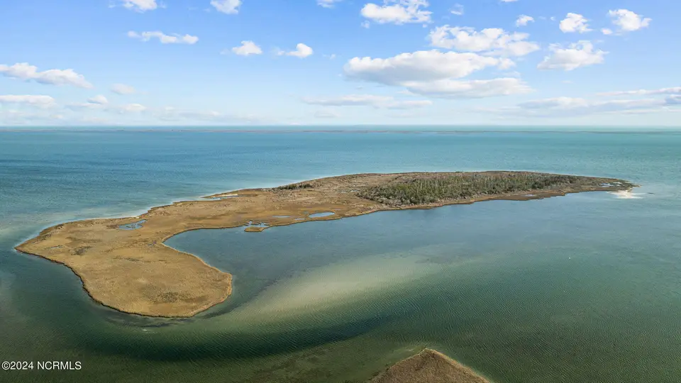 0 Bells Island, Marshallberg, NC 28553 – photo 1 of 21: 16-web-or-mls-DJI_0270
