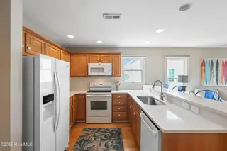 1617 Mackerel Lane Apt B, Carolina Beach, NC 28428 – photo 11: IMG_3283