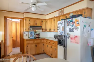 2596 Cedar Island Road, Cedar Island, NC 28520 — 3-bedroom home, Cedar Island, NC, photo 12 of 27: 2596 CEDAR ISLAND ROAD (22)