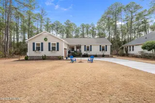 1827 Caracara Drive, New Bern, NC 28560 – photo 2: 2-web-or-mls-DSC_0818