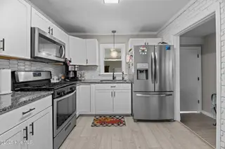 219 Bryan Street, Havelock, NC 28532 – photo 10: 34-web-or-mls-DSC_7947
