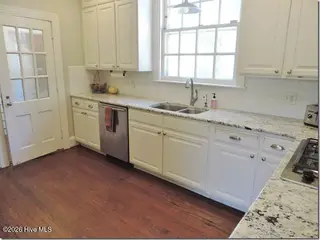 131 Ripley Road NW, Wilson, NC 27893 — 4-bedroom home in Recreation Park, Wilson, NC, photo 17 of 53: 16 Kitchen