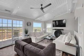 1001 S Topsail Drive, Surf City, NC 28445 – photo 4: Poplaski.2