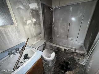 200 Watts Landing Road, Hampstead, NC 28443 – photo 12: Bathroom 2
