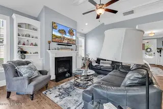 3032 Eno Lane, Leland, NC 28451 — 4-bedroom home in Brunswick Forest, Leland, NC, photo 10 of 55: Living Room
