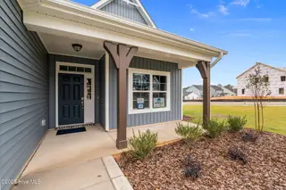 274 Rough Ridge Trail 33, Aberdeen, NC 28315 – photo 7: 5-web-or-mls-DSC08296