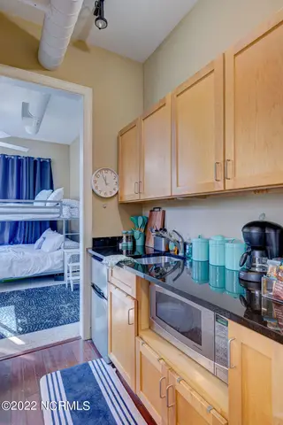 2906 Market Street Unit 202, Wilmington, NC 28403 – photo 9: 2906MarketStreetEdit-14