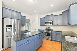 1105 Whitney Drive, Aberdeen, NC 28315 – photo 18: Kitchen (4)