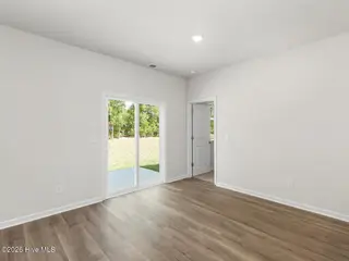 3019 Maravella Court SE Lot 40, Bolivia, NC 28422 — 3-bedroom home in Mariner's Reach, Bolivia, NC, photo 11 of 42: WindyWoods1724DRDRHorton-009-013-1280x96