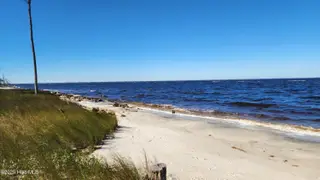 112 1 Sandy Point Drive, Beaufort, NC 28516 – photo 18: 20241018_143302