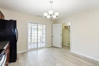 208 Glen Cannon Drive, Jacksonville, NC 28546 – photo 17: mls-DSC08522