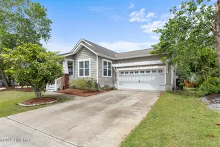 1213 Daisy Court, Holly Ridge, NC 28445 — 3-bedroom home in Neighborhoods of Holly Ridge, Holly Ridge, NC, photo 3 of 36: daisy-1