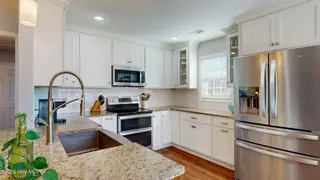 327 Oakmont Drive, Hampstead, NC 28443 – photo 16: 327-Oakmont-Dr (46)