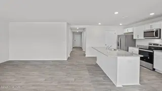4048 Topsail Trail, New Bern, NC 28560 – photo 13: 20-web-or-mls-BLS_0054