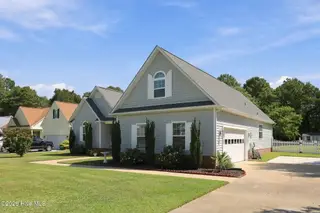 310 Bobbys Drive, Newport, NC 28570 – photo 4: Side Entry Garage