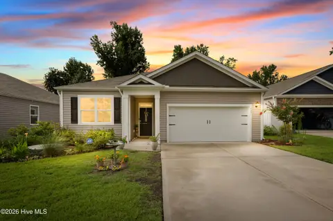 327 Windy Woods Way, Wilmington