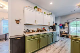 464 Water Wagon Trail, Jacksonville, NC 28546 – photo 19: Kitchen