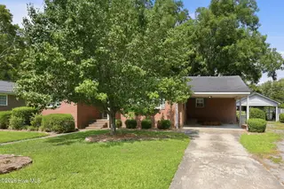 3284 N Walnut Street, Farmville, NC 27828 – photo 4: 4-web-or-mls-IMG_0483_edit
