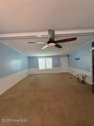 1554 Gate 2 SW, Ocean Isle Beach, NC 28469 — 3-bedroom manufactured home in Seaside North, Ocean Isle Beach, NC, photo 11 of 17: IMG_2423