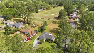 253 Shoreline Drive, New Bern, NC 28562 – photo 7: 10-web-or-mls-dji_20260406112204_0397_d