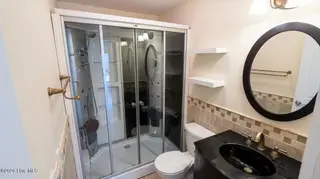 928 Summerlin Falls Court, Wilmington, NC 28412 – photo 5: Guest Bathroom