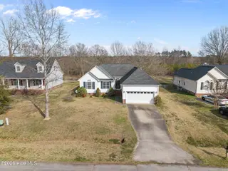 1636 Crawfords Pointe Drive, Greenville, NC 27834 — 3-bedroom home in Crawfords Pointe, Greenville, NC, photo 5 of 38: 5-web-or-mls-DJI_20260305150704_0018_D