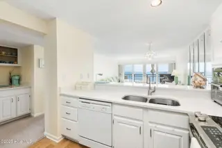 331 Salter Path Road 311, Pine Knoll Shores, NC 28512 – photo 14: Open kitchen