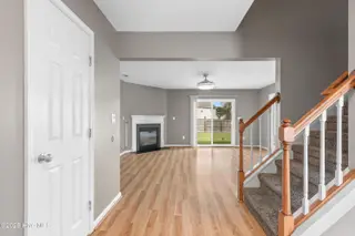 316 Providence Drive, Jacksonville, NC 28546 – photo 3: 4