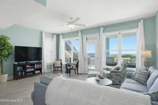 3976 Island Drive, North Topsail Beach, NC 28460 – photo 24: 3976 Island Drive - Interiors - Edited_1