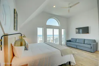 4290 Island Drive, North Topsail Beach, NC 28460 – photo 22: Upstairs Master Bedroom 2c