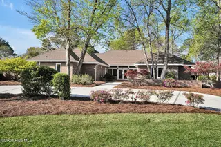 1818 Cross Staff Place, Wilmington, NC 28405 — 3-bedroom home in Landfall, Wilmington, NC, photo 4 of 59: 1818CrossStaffPlace_01