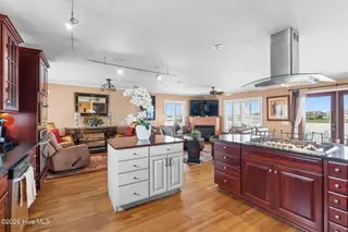2022 W Sea Aire Canal SW, Supply, NC 28462 — 4-bedroom home in Sea Aire Estates, Supply, NC, photo 13 of 68: 15-web-or-mls-CAMMediaLLC.com (44 of 69)