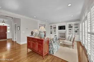 2240 Deepwood Drive, Wilmington, NC 28405 — 6-bedroom home in Landfall, Wilmington, NC, photo 17 of 77: 017_img_8684_937