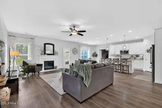 127 Longleaf Drive, West End, NC 27376 – photo 13: Handy.13