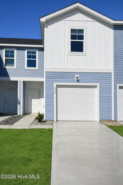 595 Sandy Hollow Drive, Jacksonville