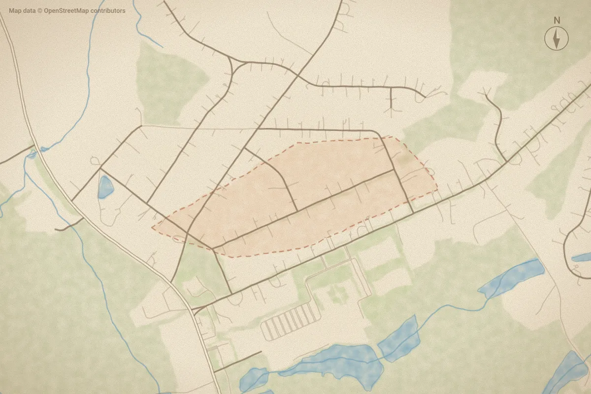 Watercolor map of Wedgewood in Carthage, NC, showing its streets, water and surroundings